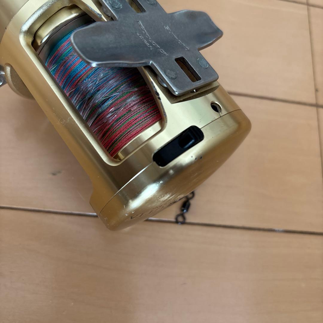 SHIMANO CALCUTTA 700リール