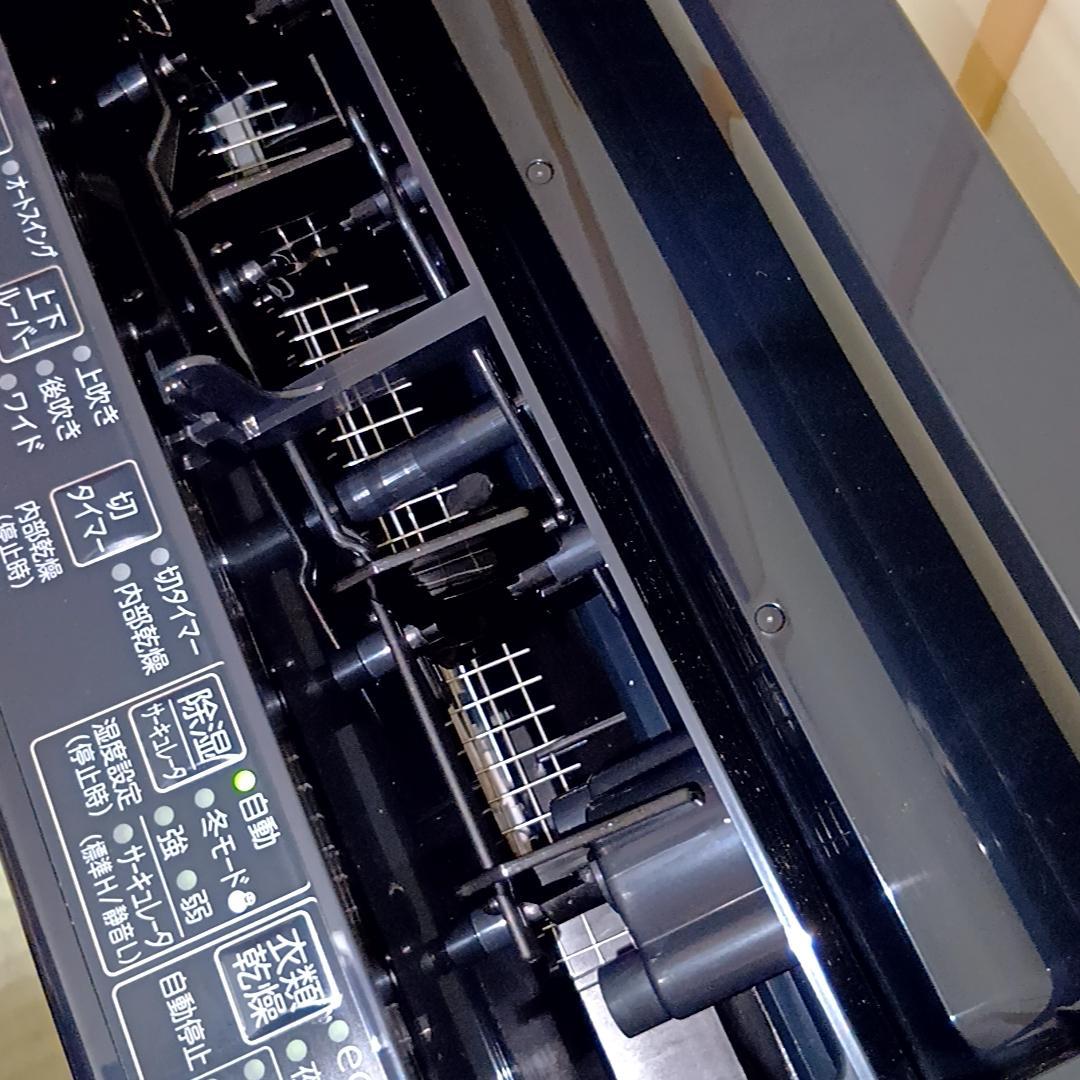 【美品】2024年製　コロナ 衣類乾燥除湿機 CD-H18A コンプレッサー式