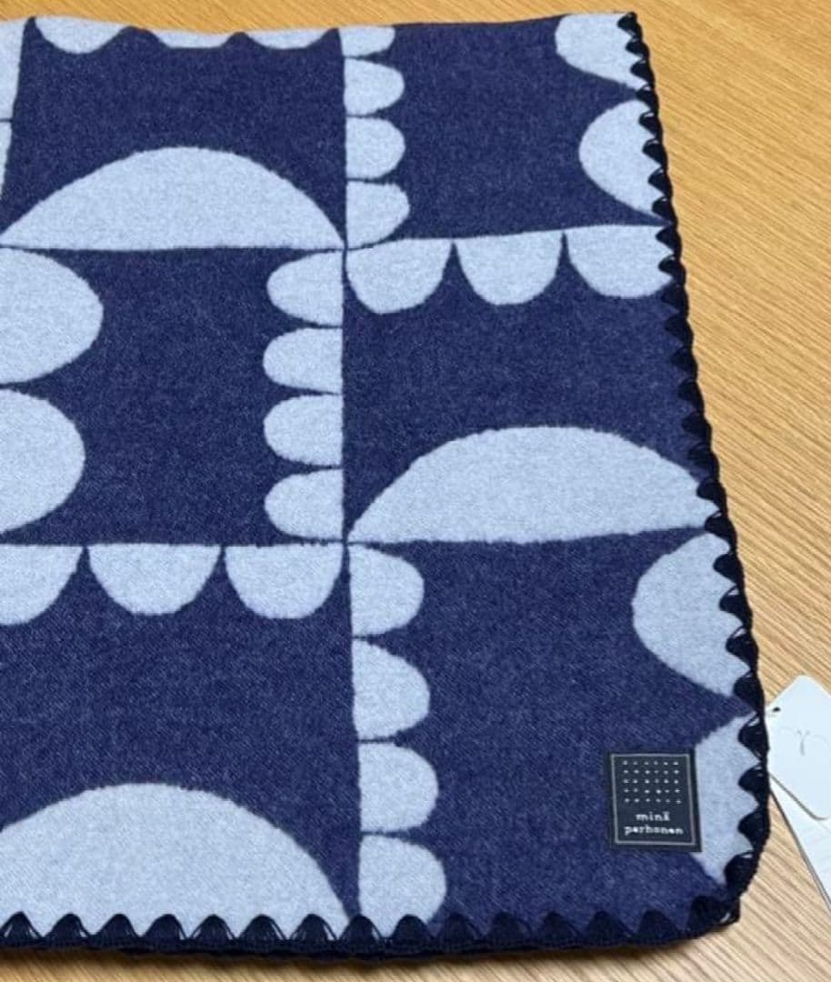 【新品】mina perhonenミナペルホネン　ブランケット　hanagumo