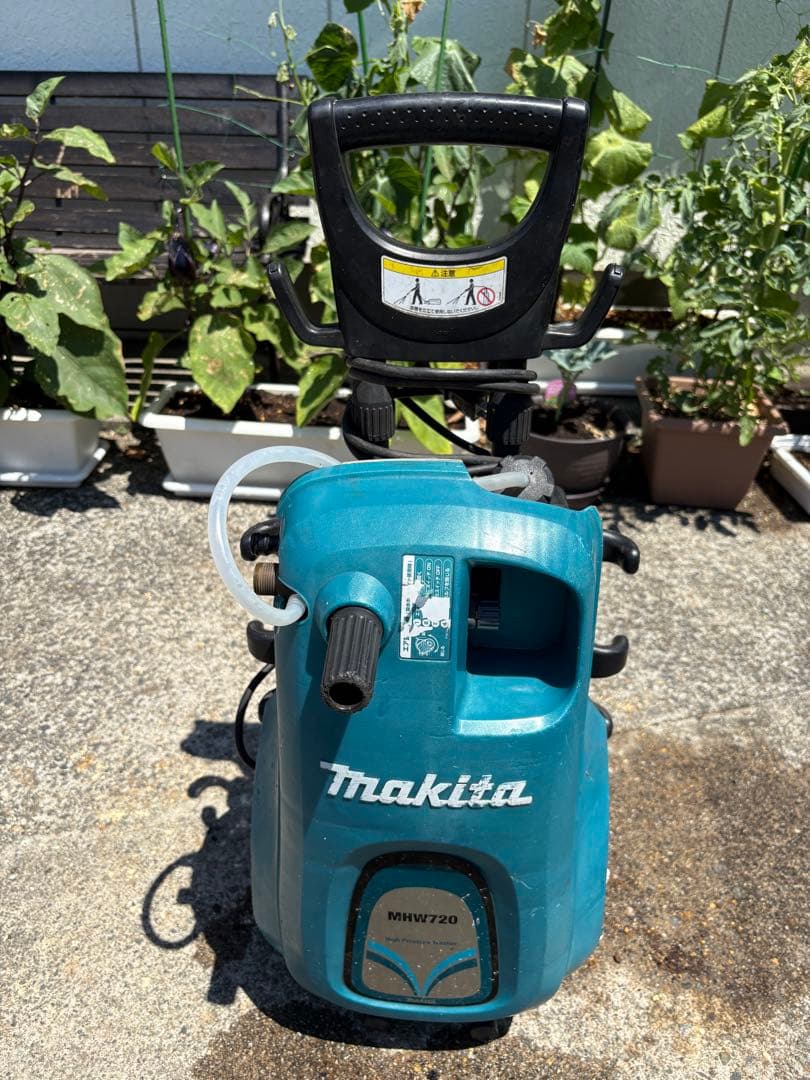 マキタ　高圧洗浄機　MHW720