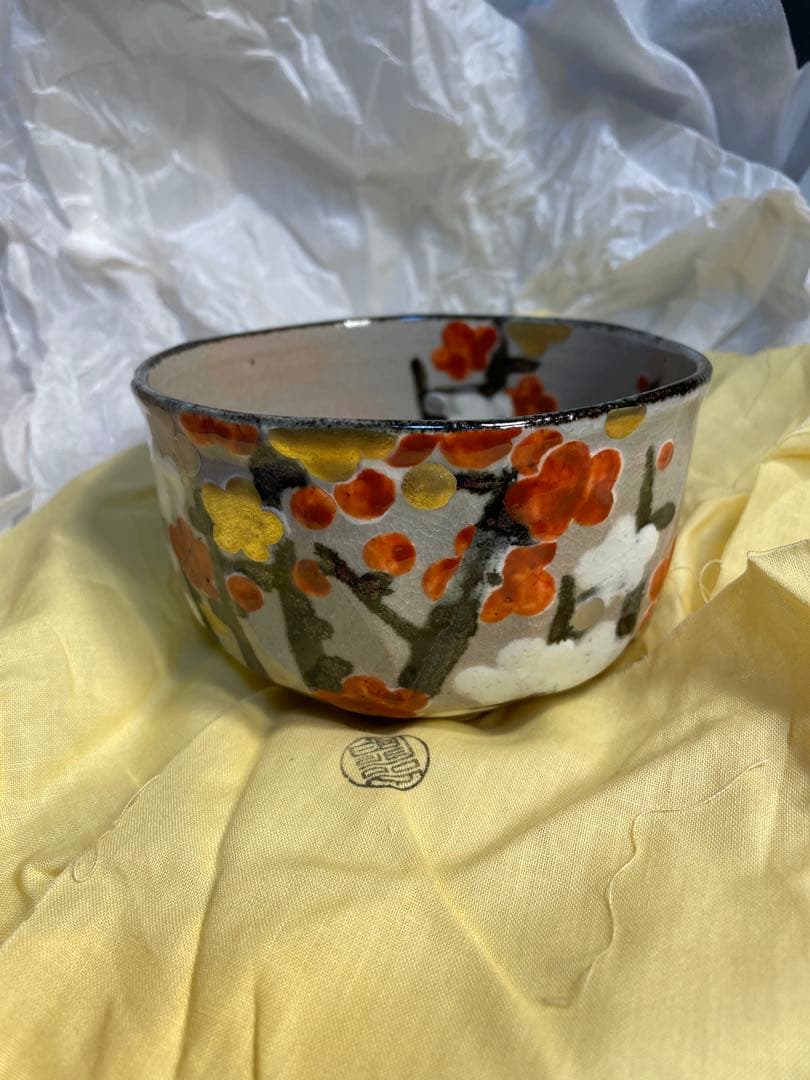 京焼 山川巌 作 乾山写し 色絵梅文 金彩 抹茶碗 共箱 茶道具　九谷系譜の茶陶