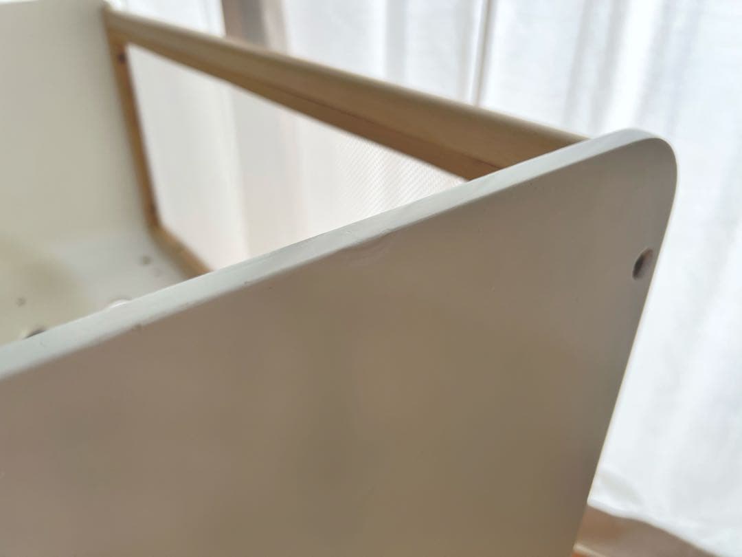 【美品】リリワゴン2 ベビーベッド 白