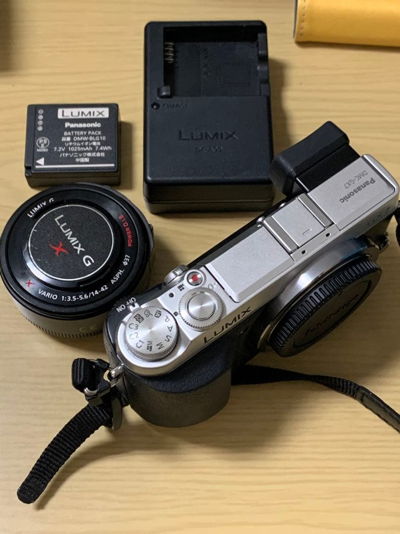 LUMIX GX7 ミラーレスカメラ 14-42mm