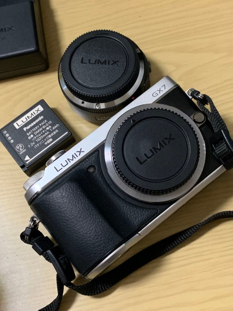 LUMIX GX7 ミラーレスカメラ 14-42mm
