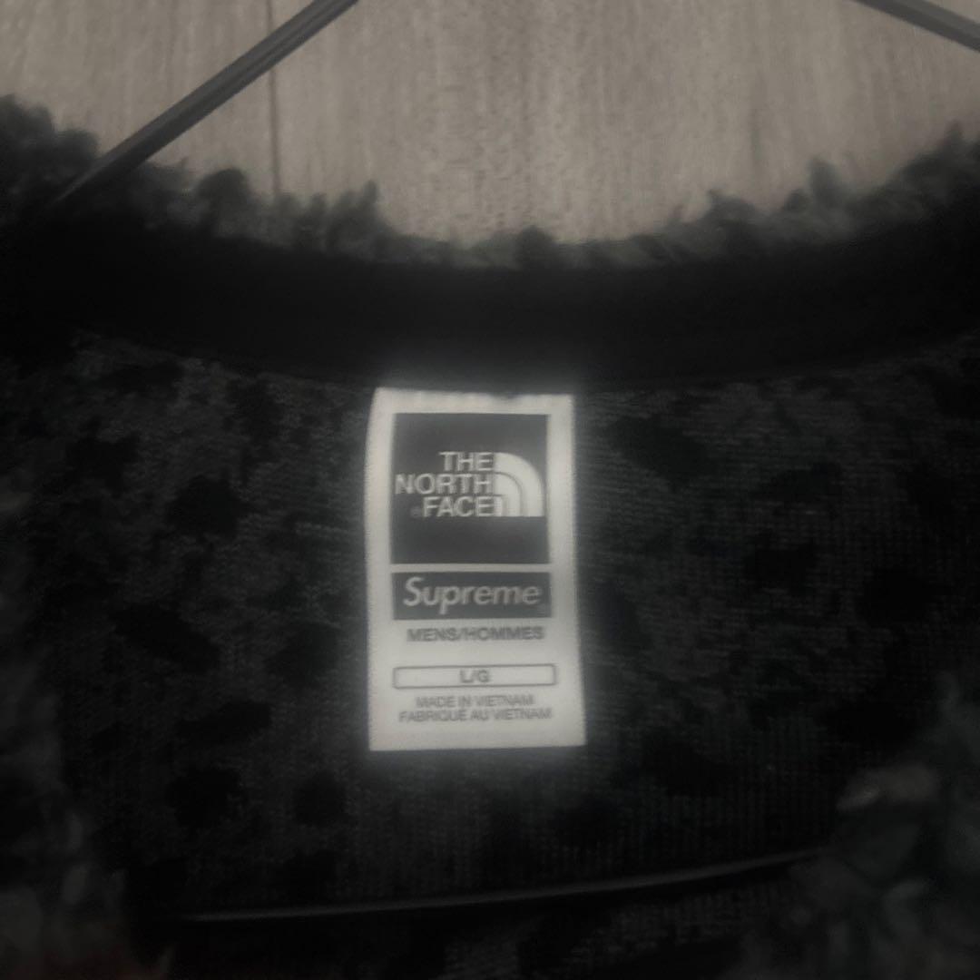 supreme ノースフェイス　トップス