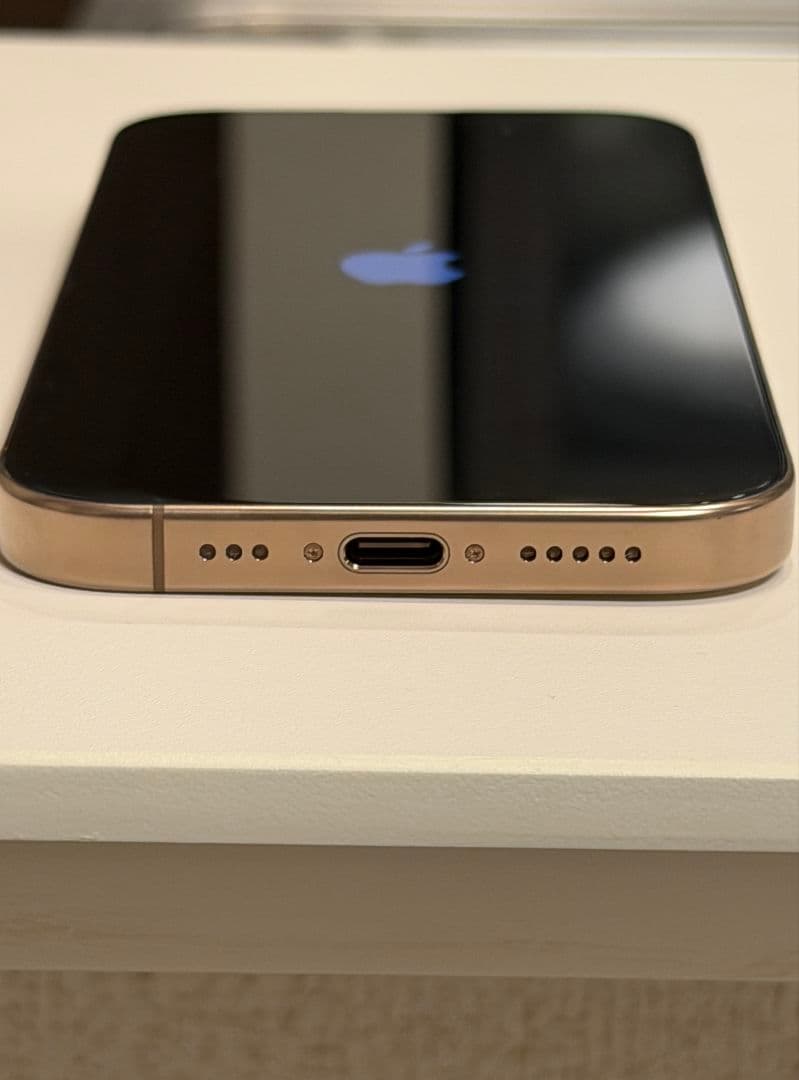 【超美品】iPhone16PRO　デザートチタニウム　128GB