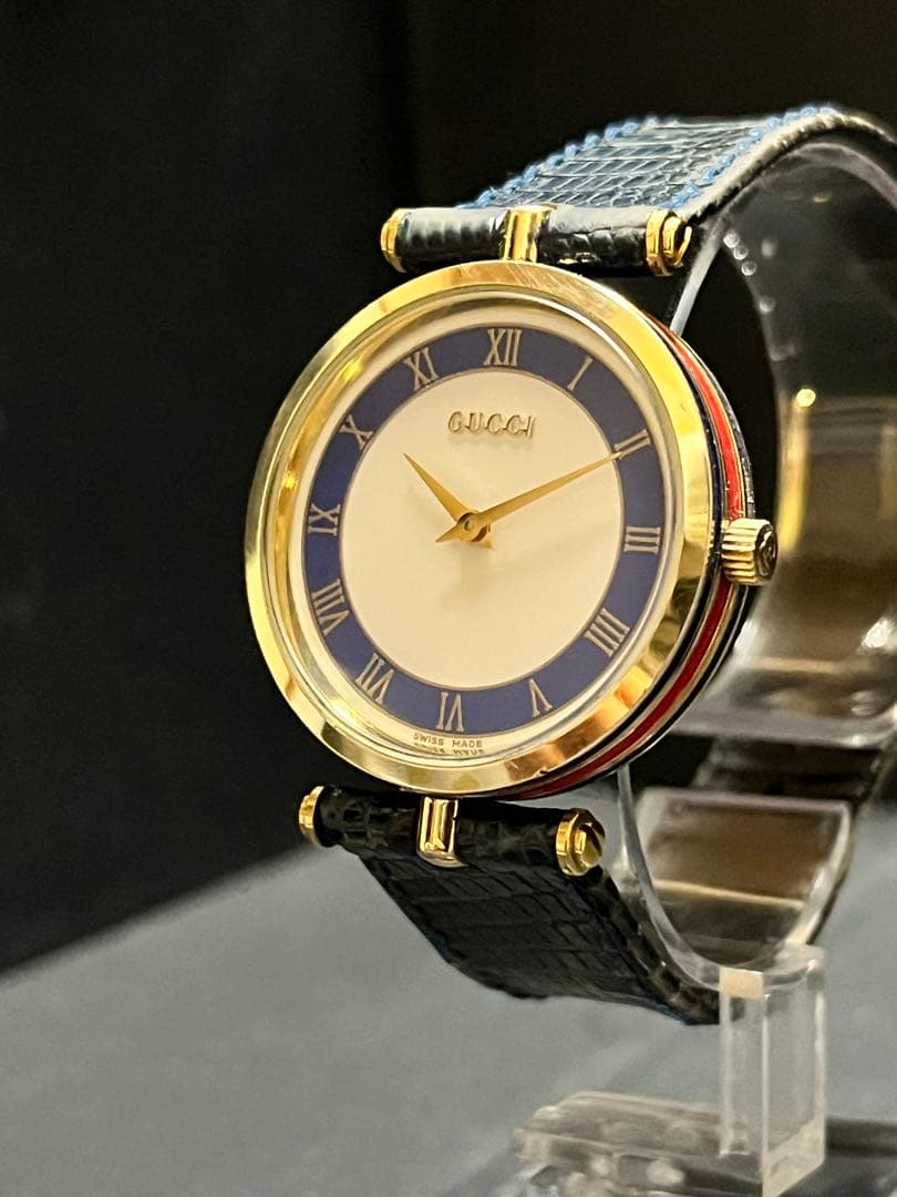 ★超絶美品！箱保取説付　GUCCIシェリーライン　ユニセックス腕時計　動作良好