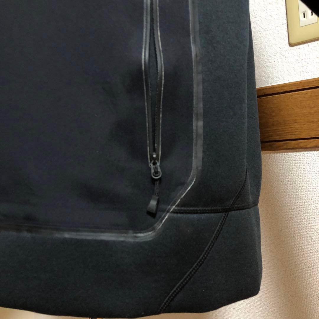 ダイワ ウエットスーツ パーカー ブラック Mサイズ