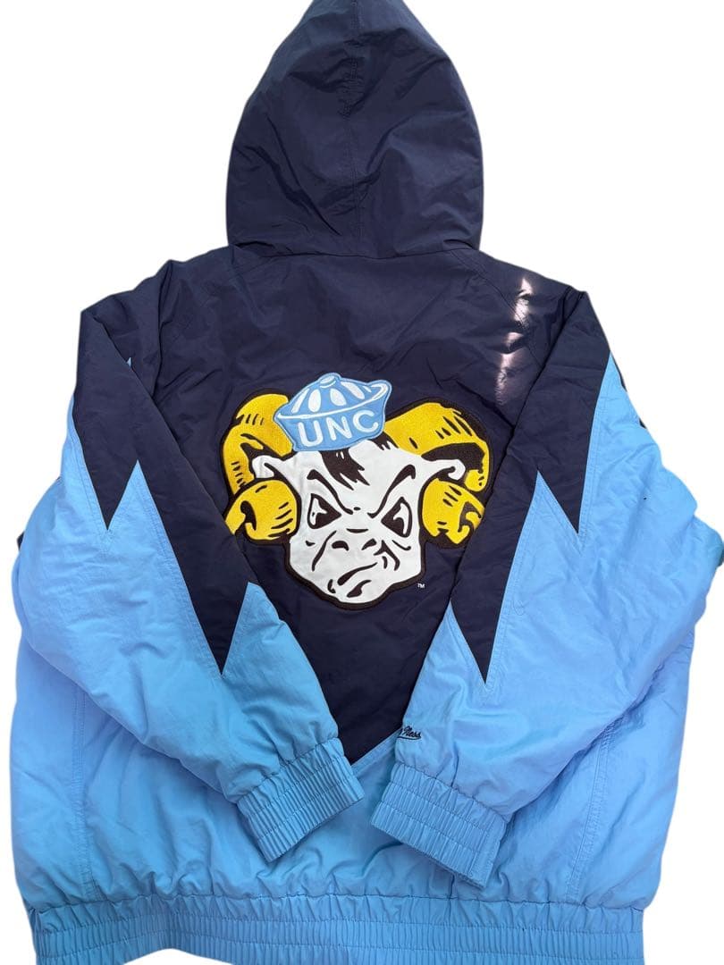 UNC ノースカロライナ ターヒールズ ナイロンジャケット ミッチェル&ネス L