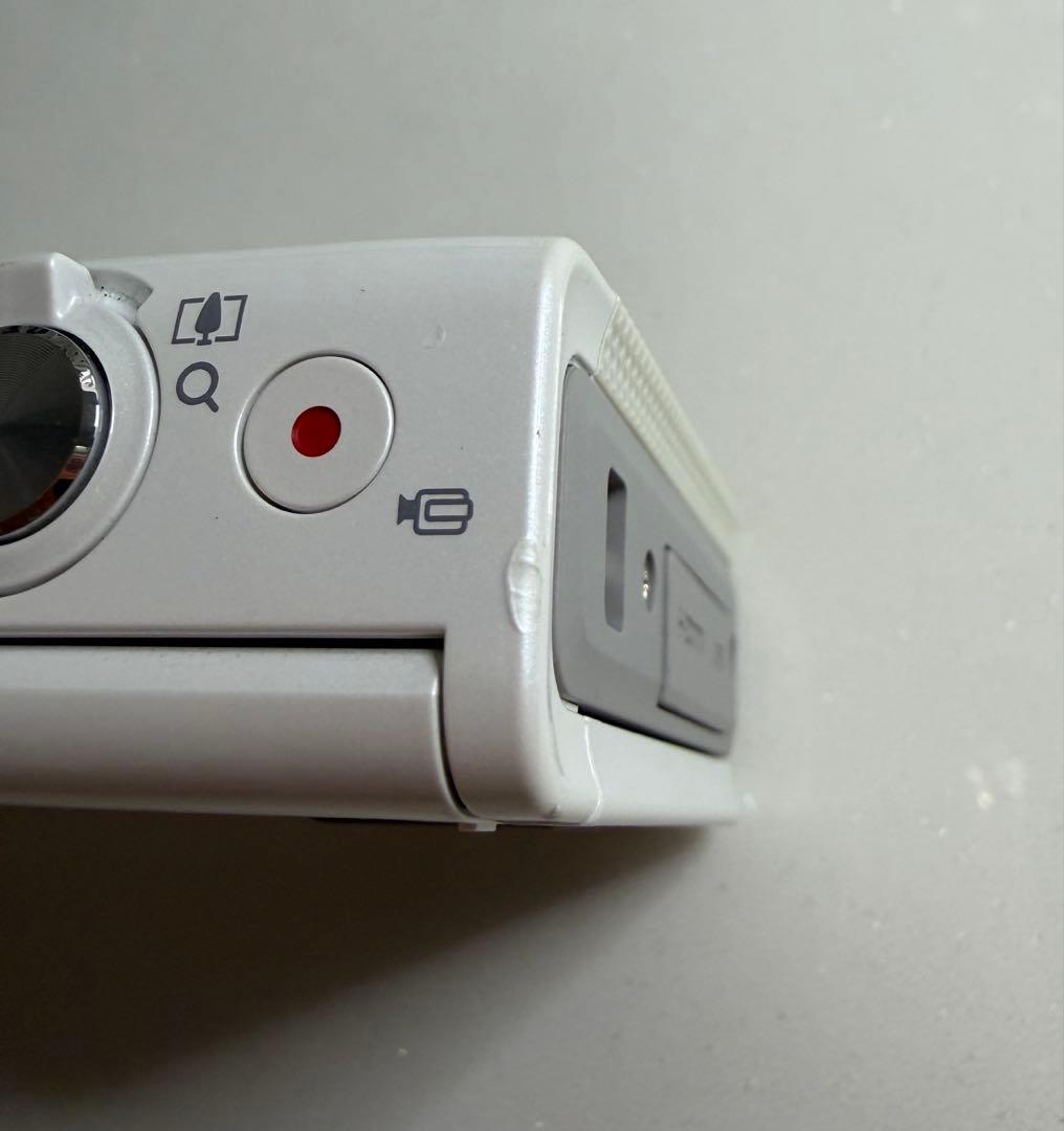 デジタルカメラ CASIO EXILIM EX-ZR70