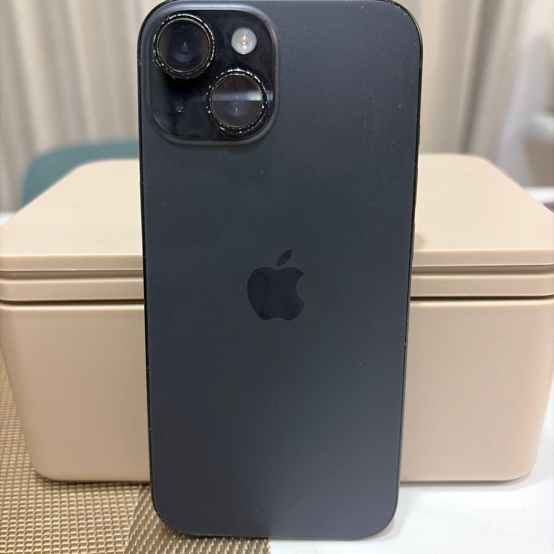 iPhone 15 ブラック (おまけケース・未使用ケーブル付)