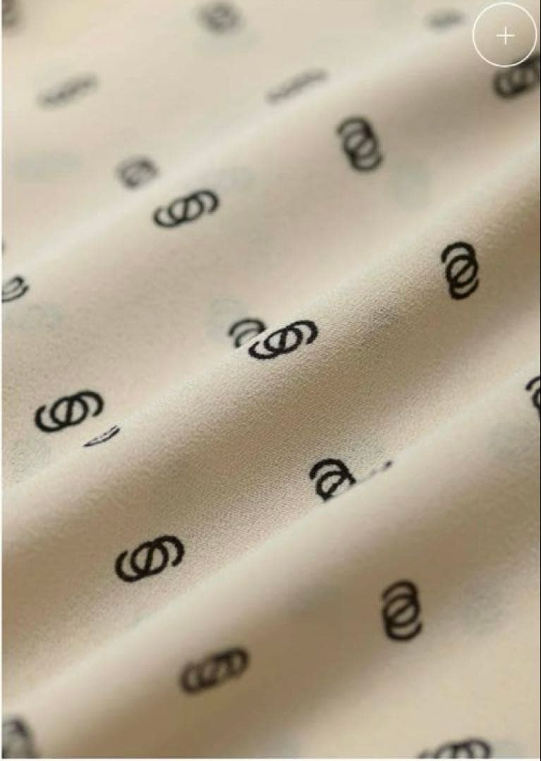 soéju アイボリー ドット柄 リボンブラウス M