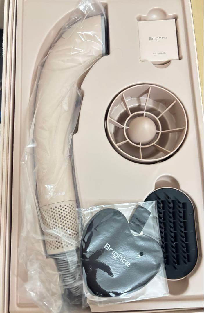 早い者勝ちBrighte Shower Dryer ピンク　人気色　ドライヤー