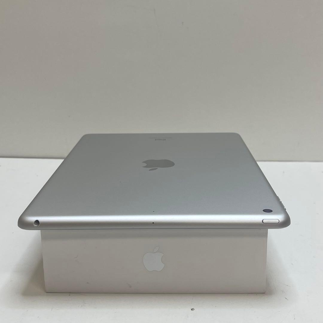 美品 iPad 第7世代 32GB Wi-Fi A2197 バッテリー95％