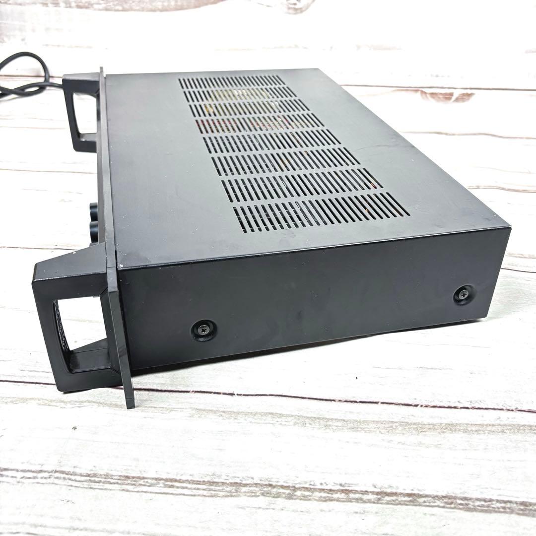 YAMAHA P2040 ヤマハ 4ch パワーアンプ