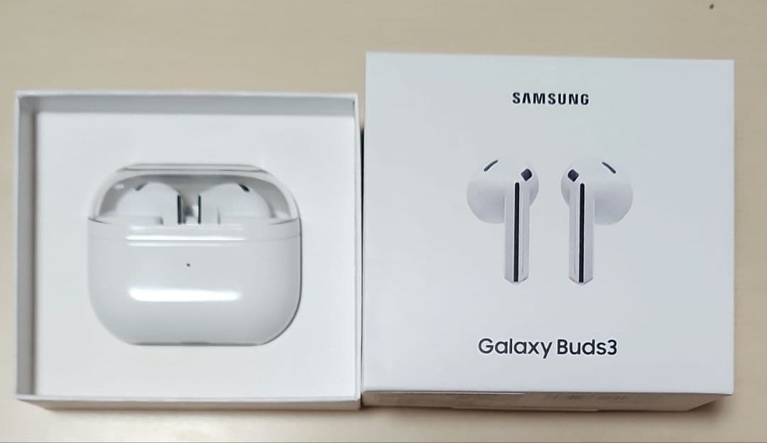 ヘッドホン Galaxy Buds3