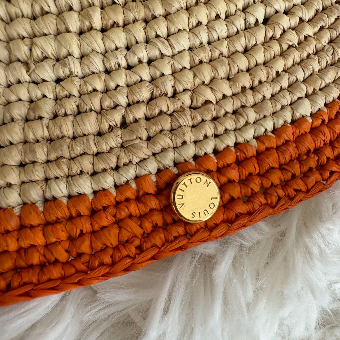 【新品未使用】Louis Vuitton 円形ランチョンマット