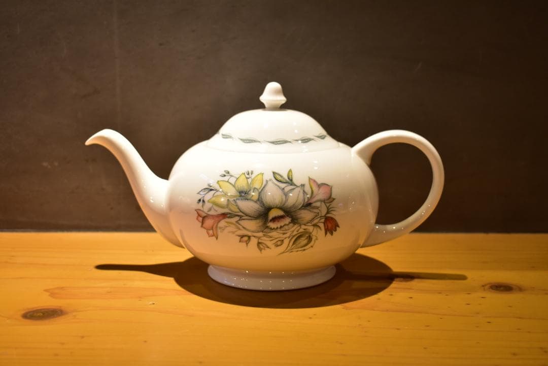 ウエッジウッド  スージークーパーのティーセット8点 susie