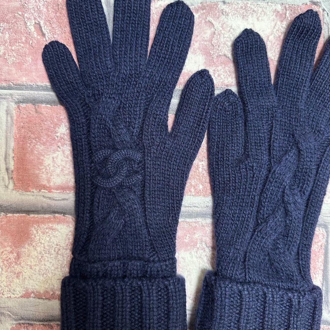 まゆせんせい　CHANEL シャネル　手袋　青　ブルー　新品　正規品