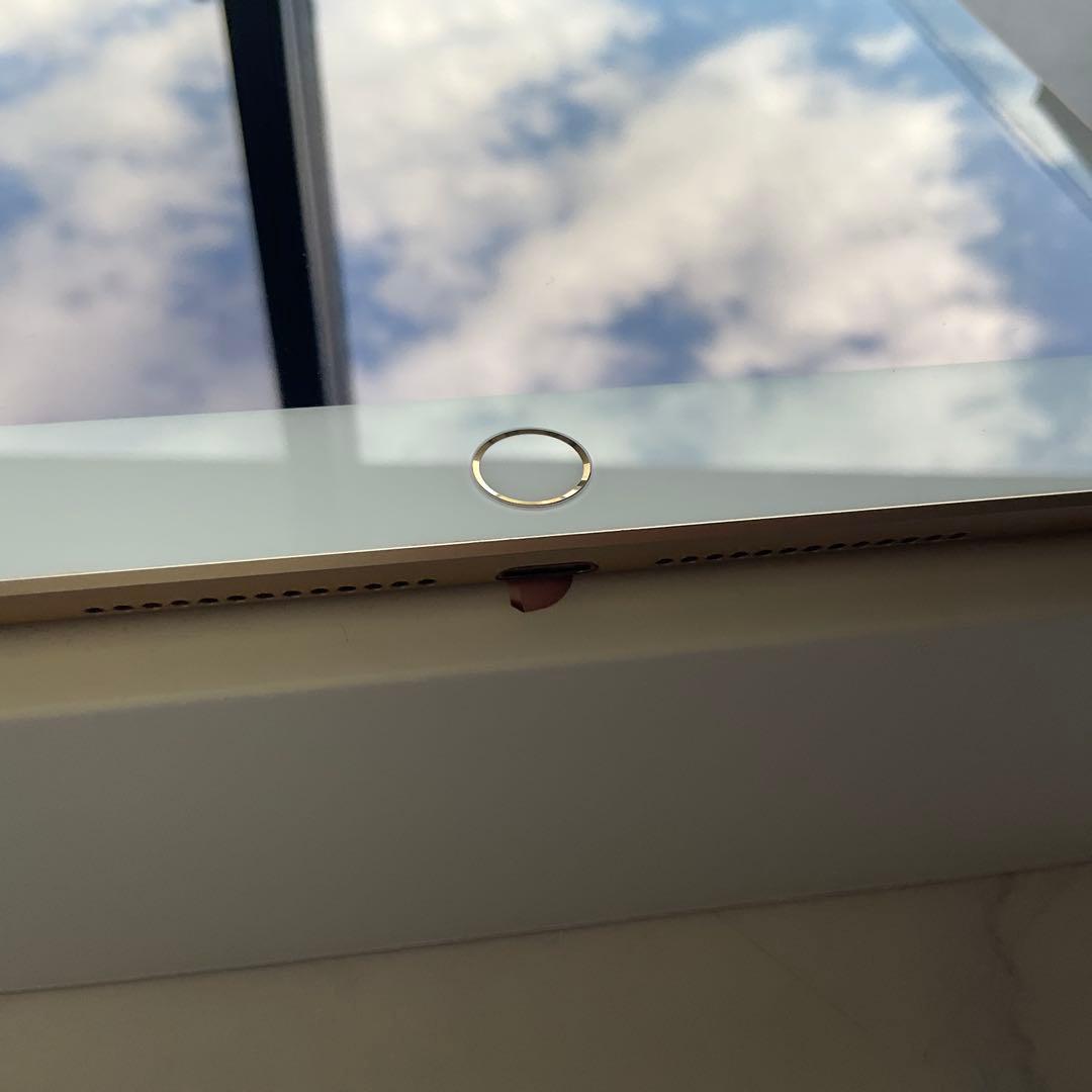 【美品】Apple iPad 第5世代 Wi-Fi 32GB
