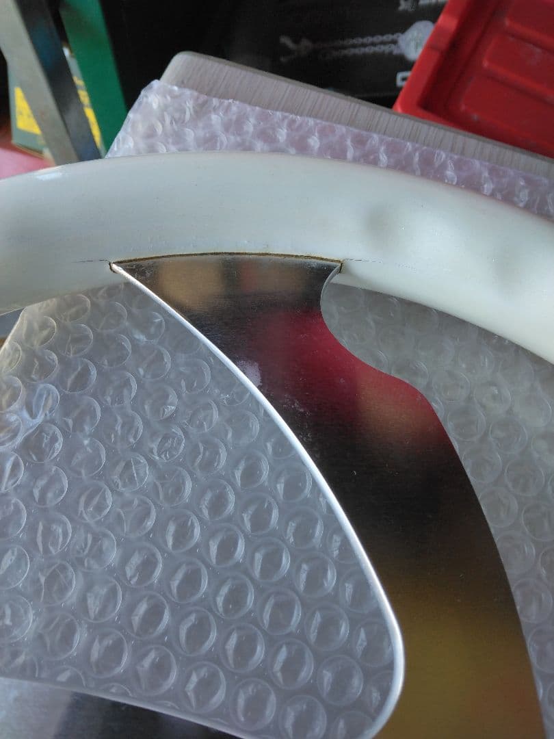 ホワイト ステアリング。ウッド ステアリングホイール 二本での販売