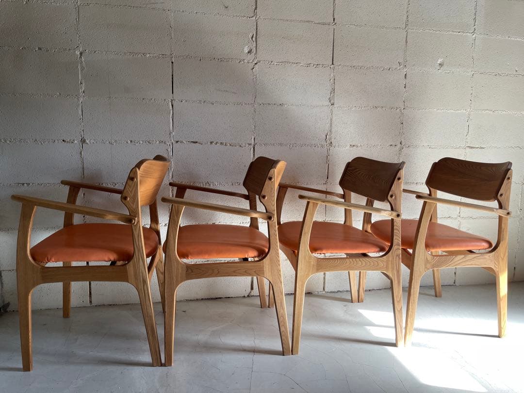 MOMO NATURAL ダイニングチェア　本革　アルダー材無垢　2点セット