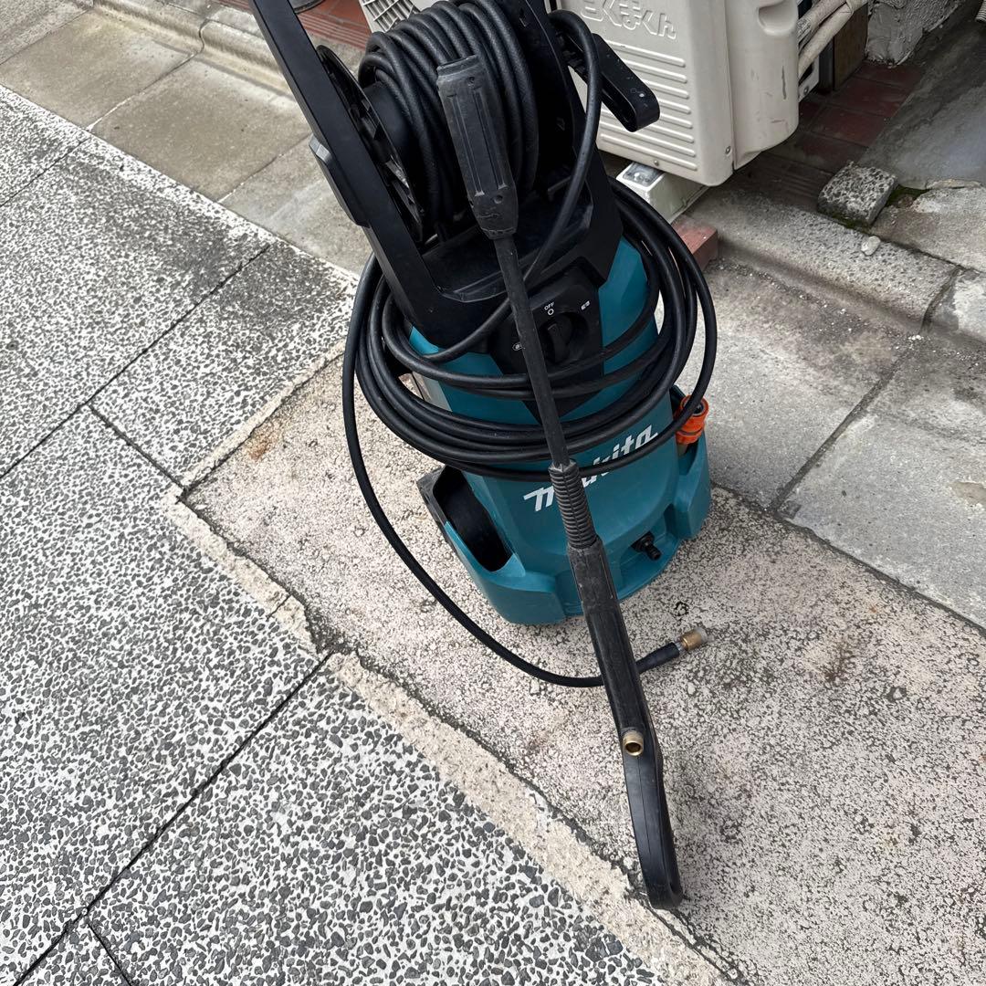 Makita マキタ高圧洗浄機 MHW0820 本体