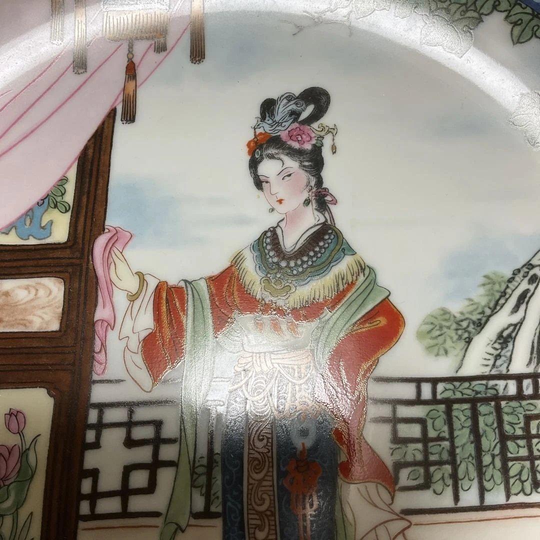 中国風女性絵柄の陶磁器皿、紅楼夢シリーズ、景徳鎮