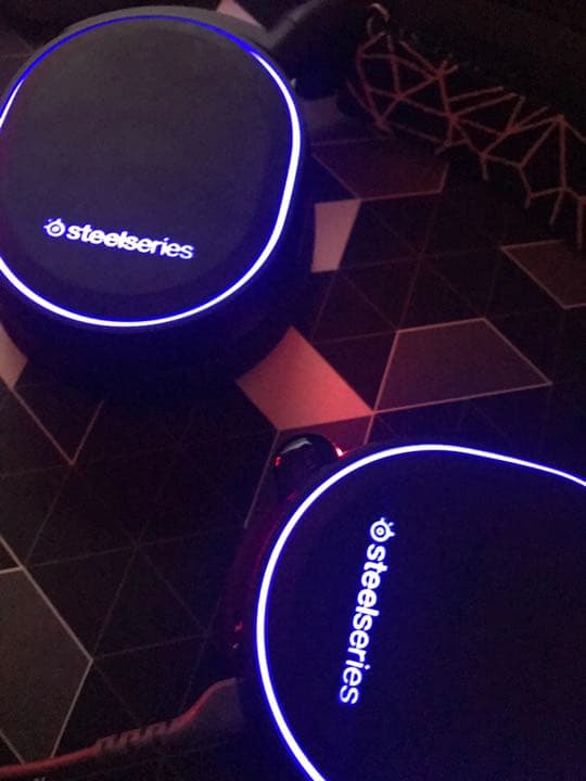 ヘッドホン Arctis5 BLACK