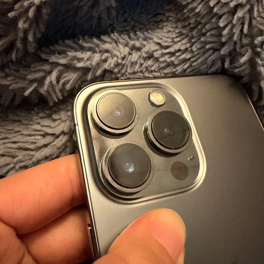 Apple iPhone 13 Pro【美品】