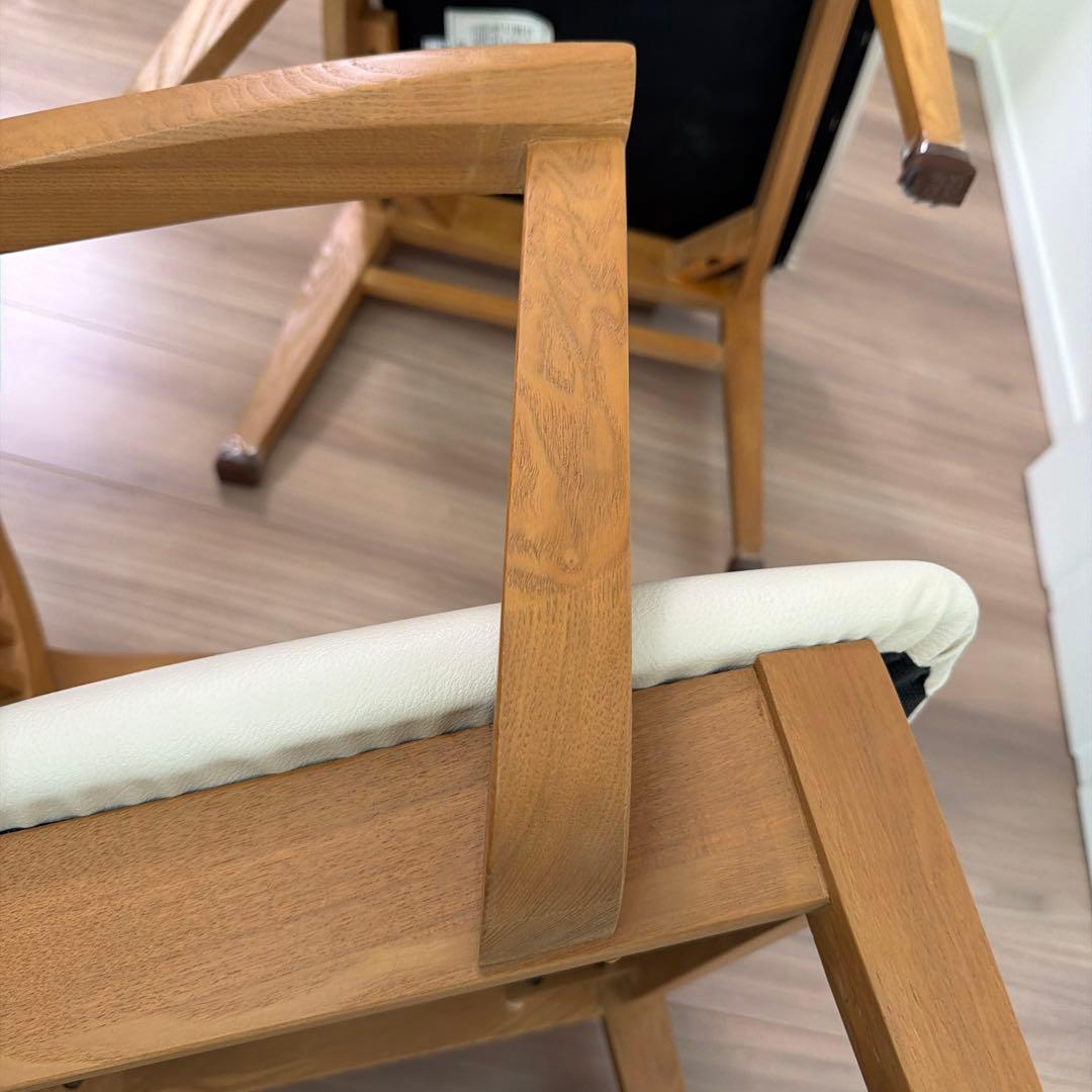 2脚値段！ニトリ ダイニングチェア ロレイン2 肘付き ライトブラウン　オシャレ