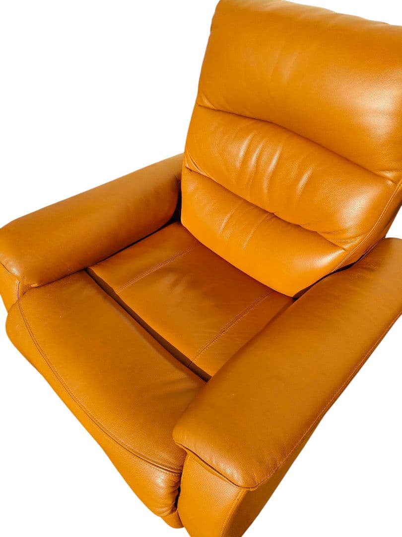 ニトリ　電動レザー リクライニングチェア　　キャメル色　USB付き 地域限定配送