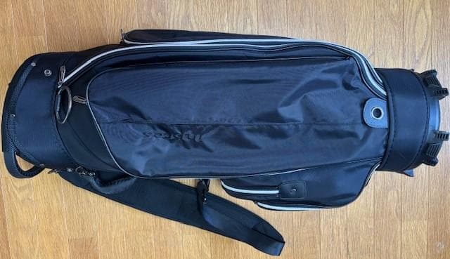 ブラック ゴルフバッグ・キャディバッグ　インプレス　ほとんど使用無し　美品