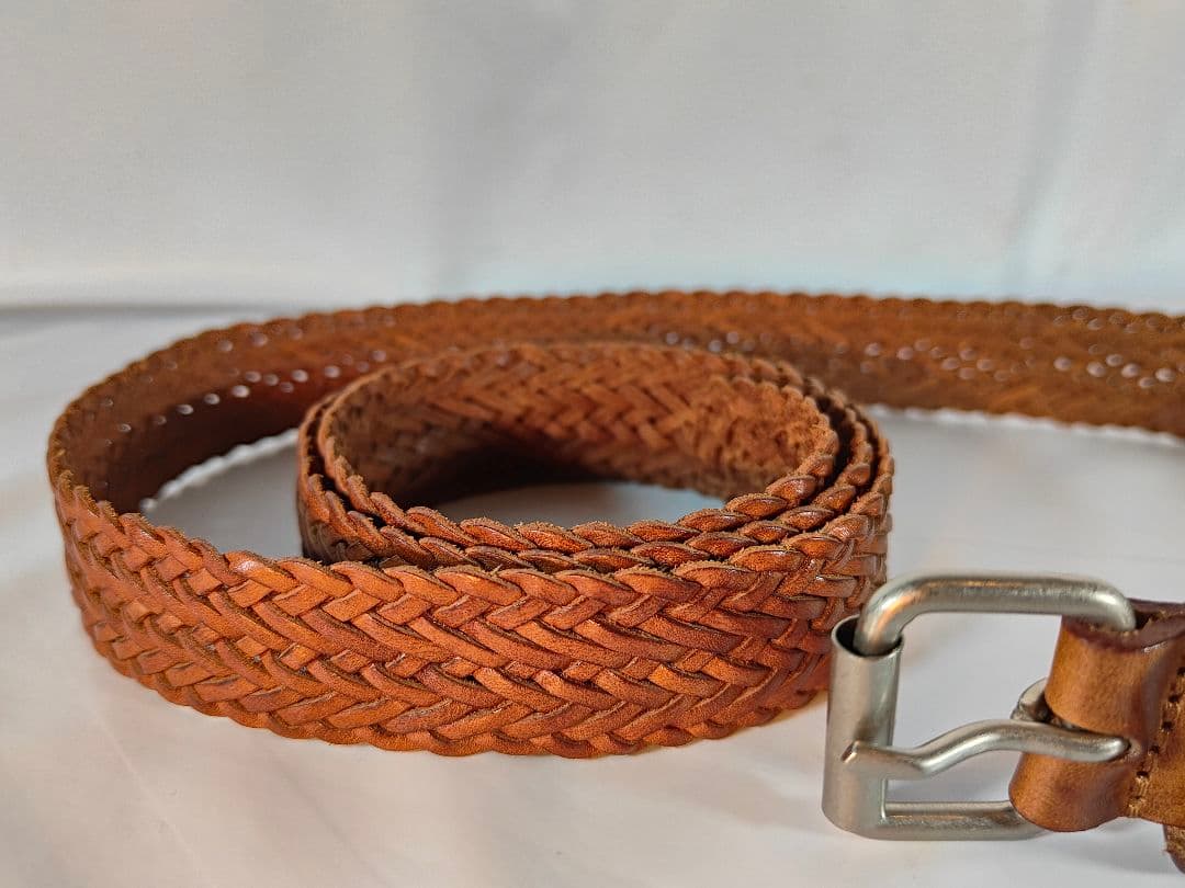 【美品】MHL マーガレットハウエル　高級レザーベルト 本革/牛革 英国製正規品