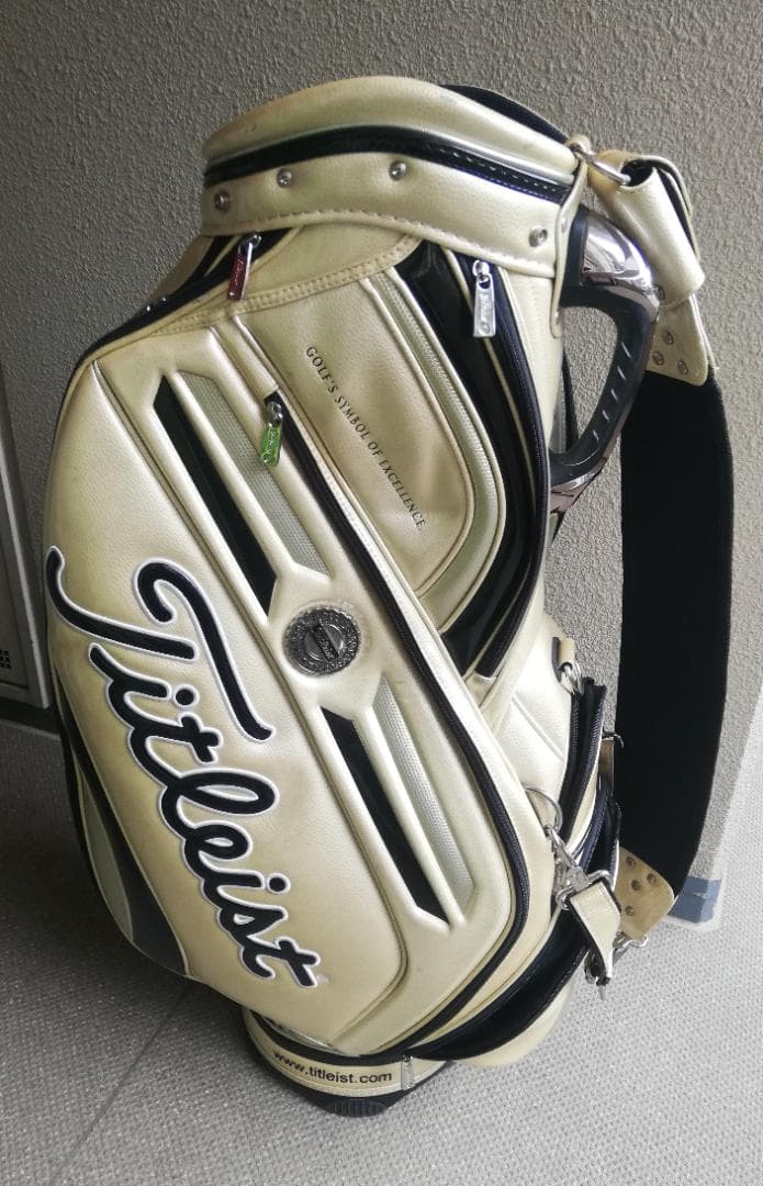 タイトリスト Titleist　キャディバッグ　ゴルフ