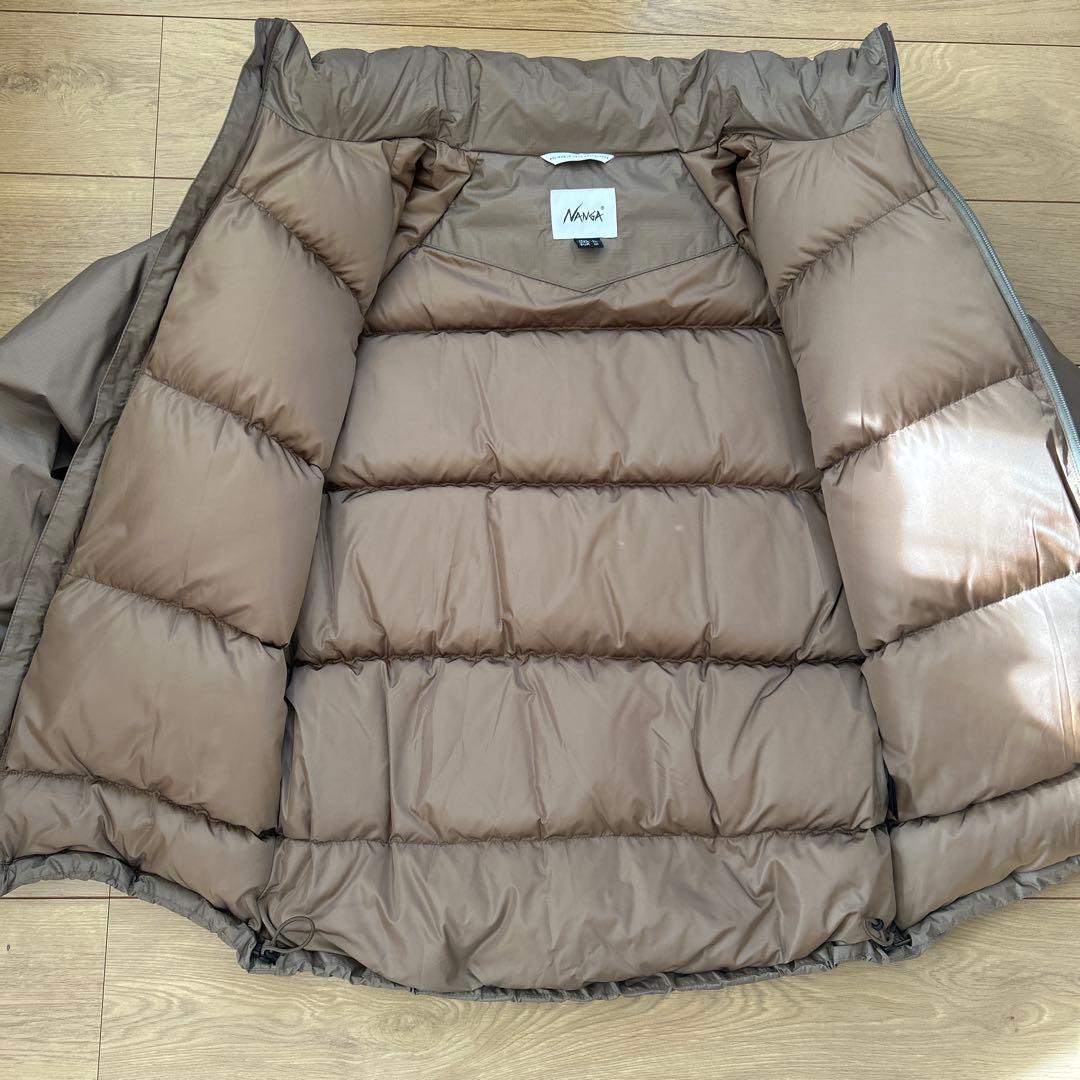 NANGA オーロラテックダウンジャケット　スタンドカラー　コヨーテ