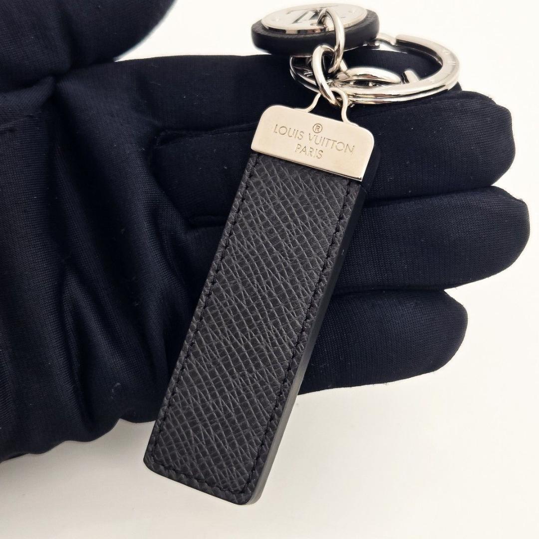 ルイヴィトン キーホルダー キーリング タイガ ネオＬＶクラブ ルバー