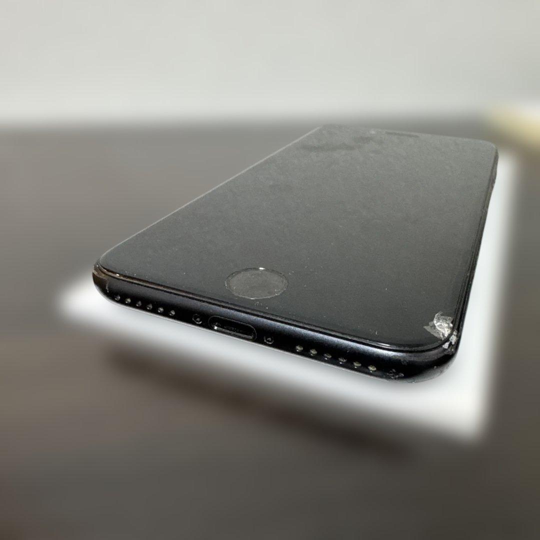 Apple iPhone SE 128GB ブラック