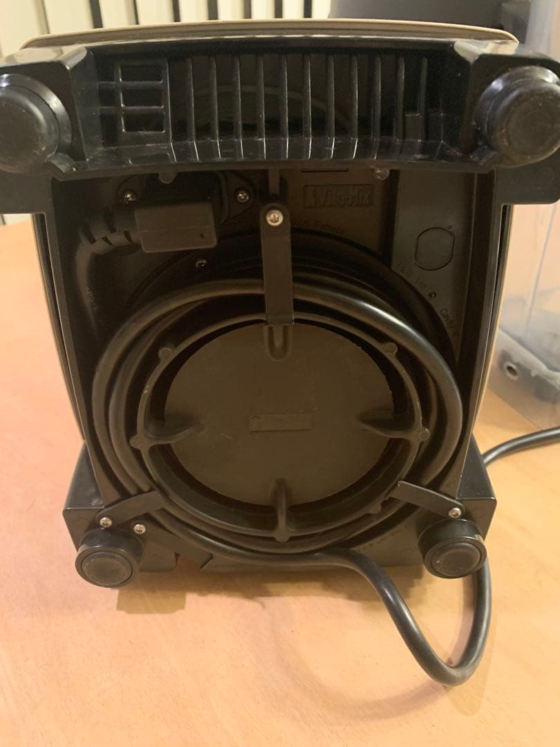 【8/10まで】Vitamix ブレンダー VM0111 ドライコンテナ付き