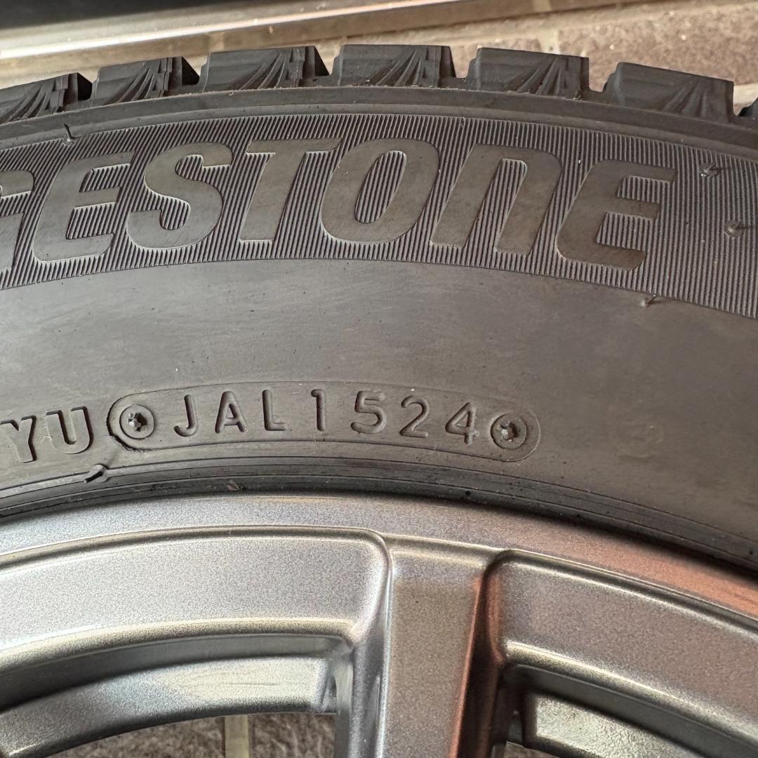 【年末年始セール】スタッドレス　vrx3　タイヤ・ホイール４本セット