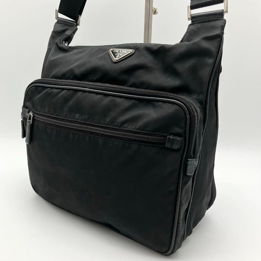 PRADA プラダ ショルダーバッグ　三角ロゴ　テスートナイロン　ブラック