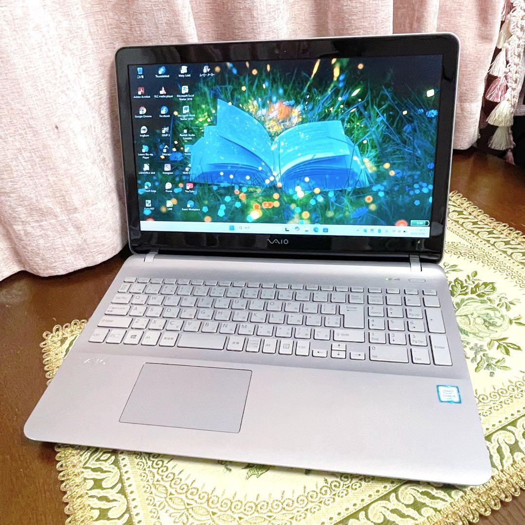 レア⭐︎ディズニー⭐︎トイストーリー⭐︎大容量⭐︎ノートパソコン⭐︎シルバー⭐︎オフィス付き