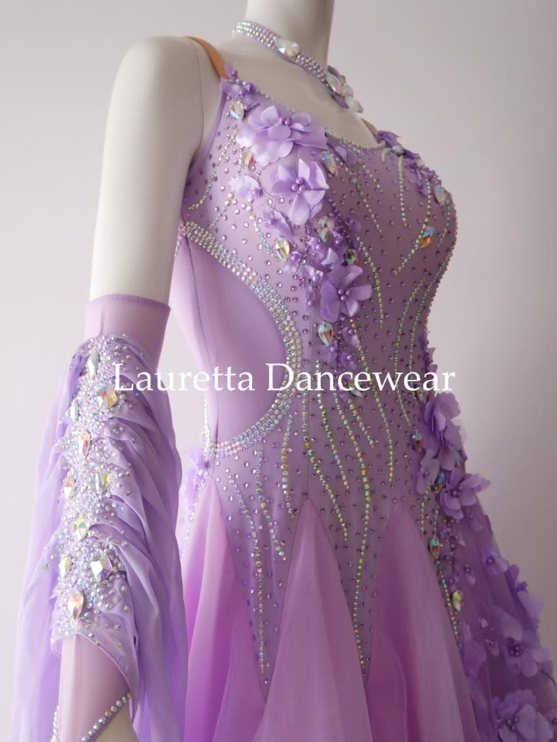 新品未使用 新作社交ダンスドレス スタンダード Ｍ 高級仕様 ラベンダー モダン