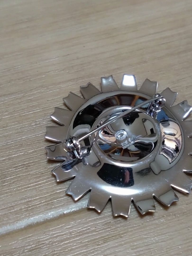   ジョージジェンセン デイジー ブローチ 925S