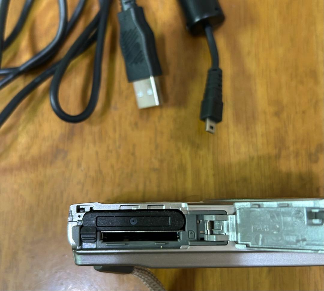 CASIO EXILIM EX-ZS5 デジタルカメラ USBケーブル付き