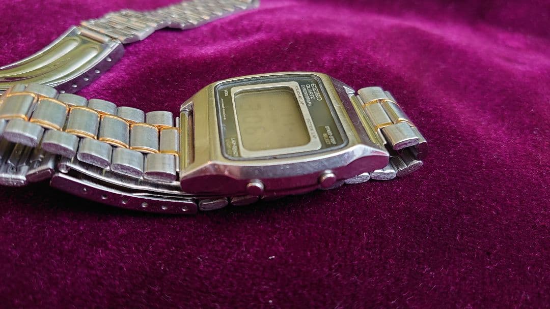 稼動品 SEIKO セイコー A229-5010 デジタル 腕時計　レトロ当時物