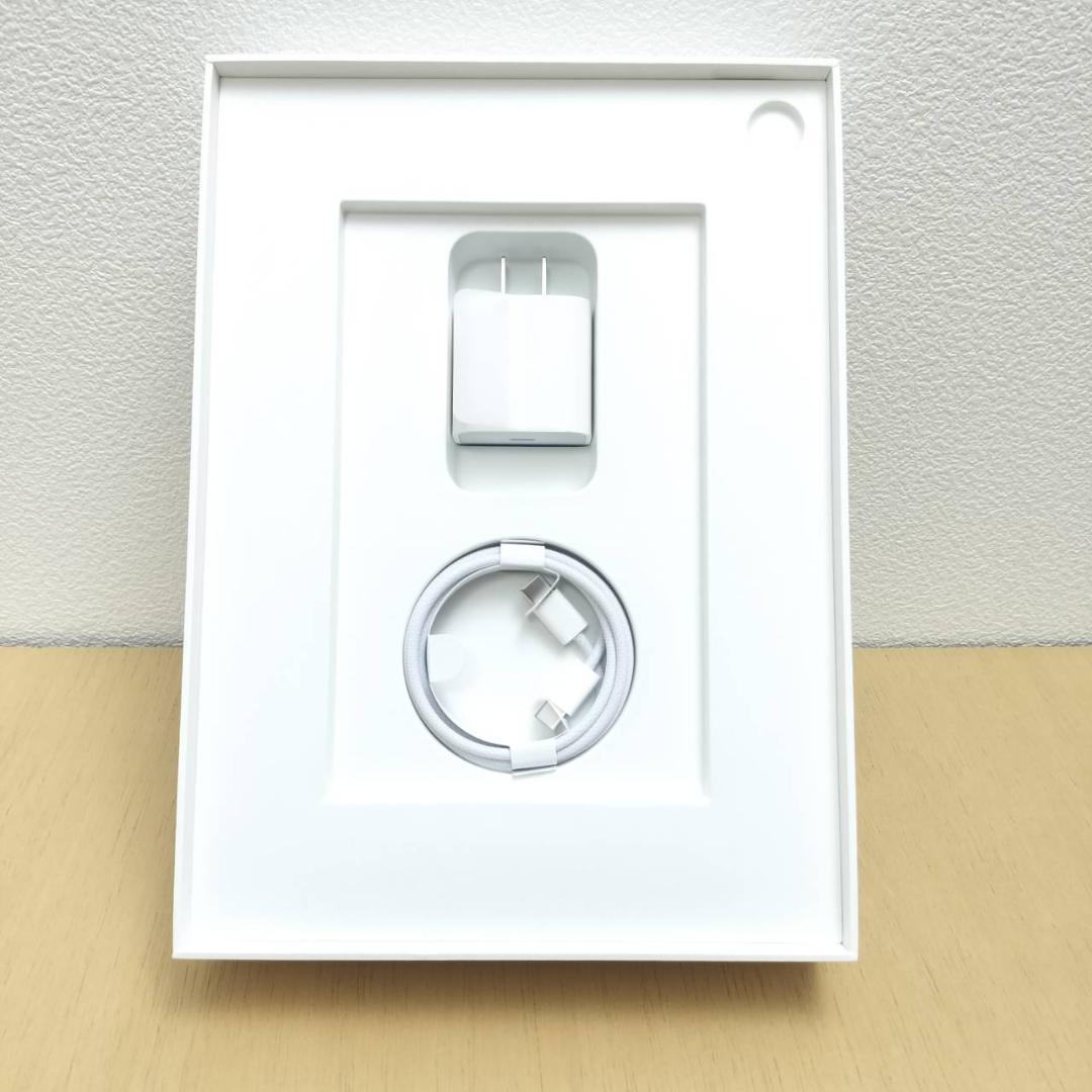 送料無料 ほぼ新品 apple iPad (第10世代) 64GB ブルー