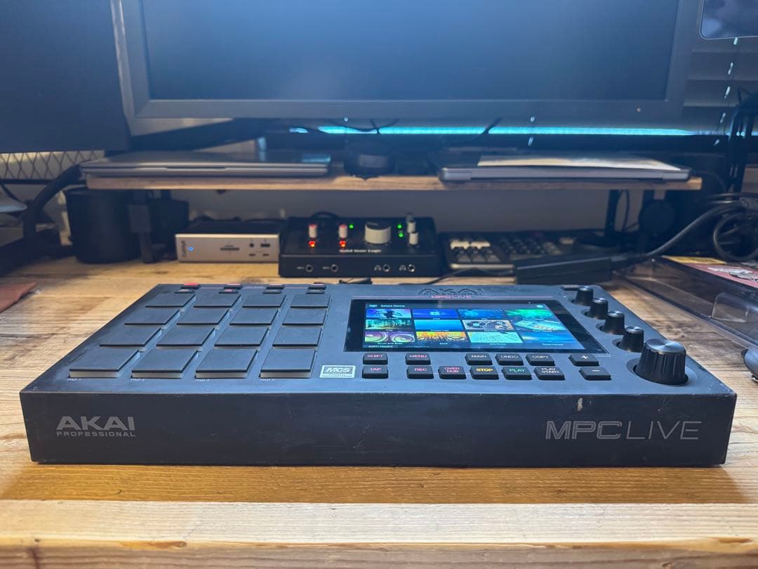 AKAI ｜ MPC LIVE