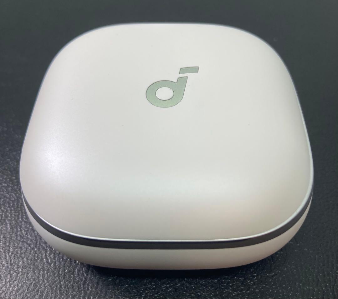 【美品】Soundcore Liberty5【充電ケース・ホワイト】