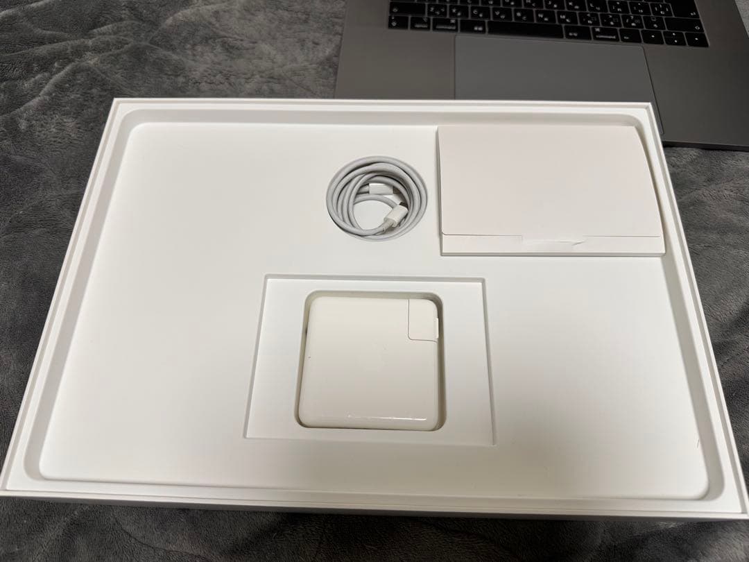 MacBook Pro 2019 15インチ Intel Core i9